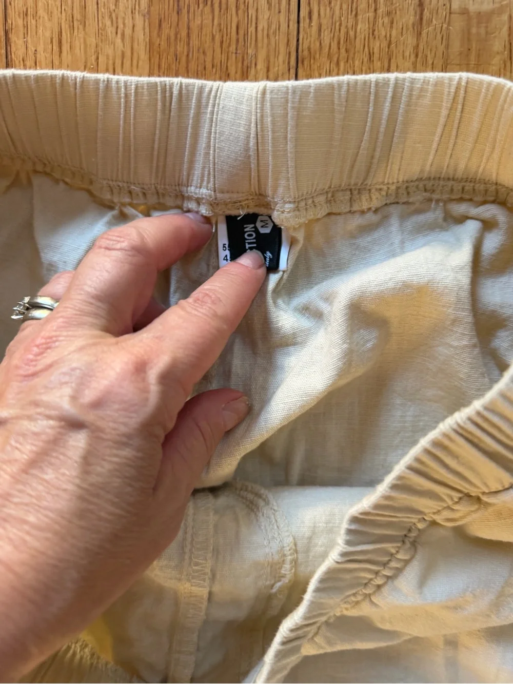 Men's Drawstring Linen-Blend Chinos in Cream